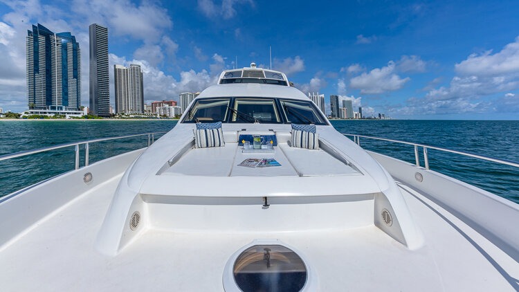86 Lazzara - Miami yacht rental