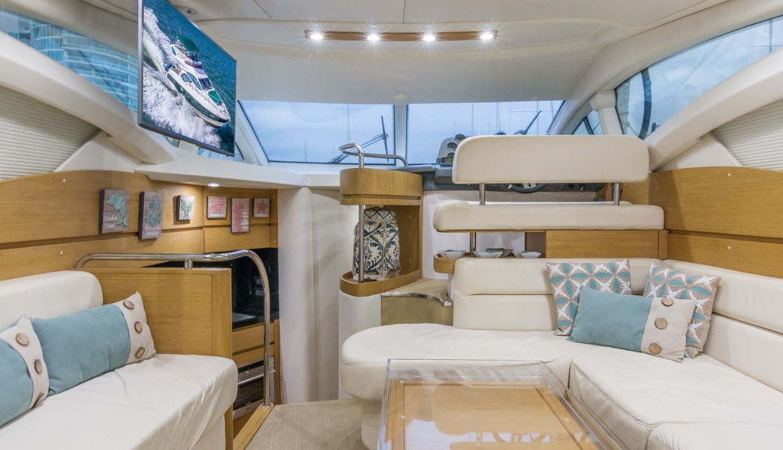49 Azimut Sedan - Miami yacht rental