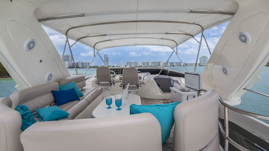 68 Azimut Plus - Miami yacht rental