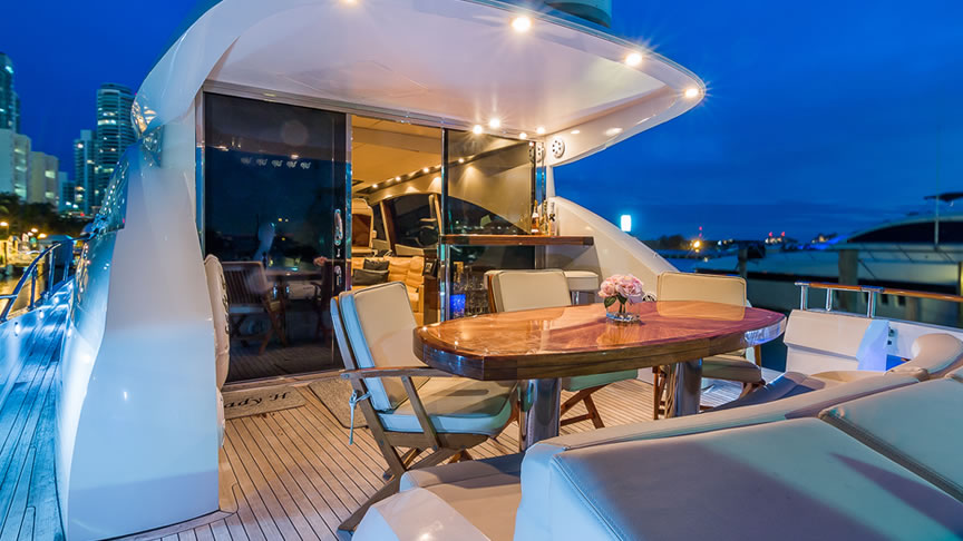75 Lazzara Lady H - Miami yacht rental