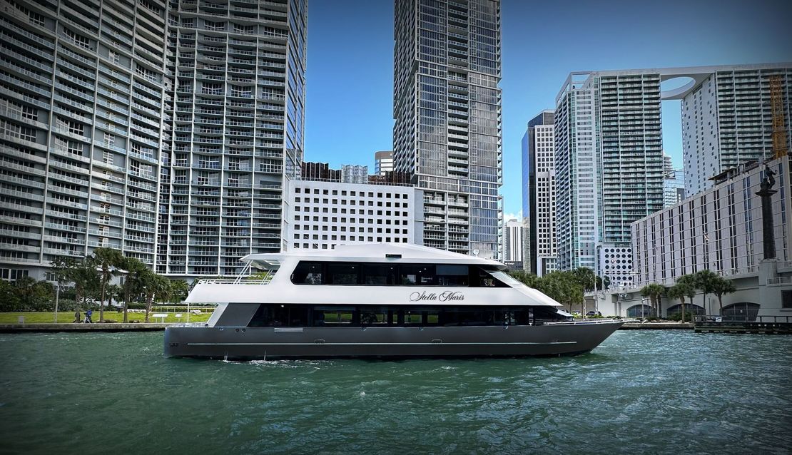 100ft Event Yacht Custom - Miami yacht rental