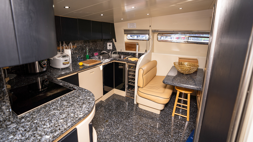 102 Maiora Yacht - Miami yacht rental