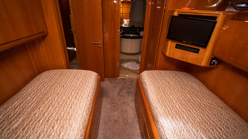 102 Maiora Yacht - Miami yacht rental