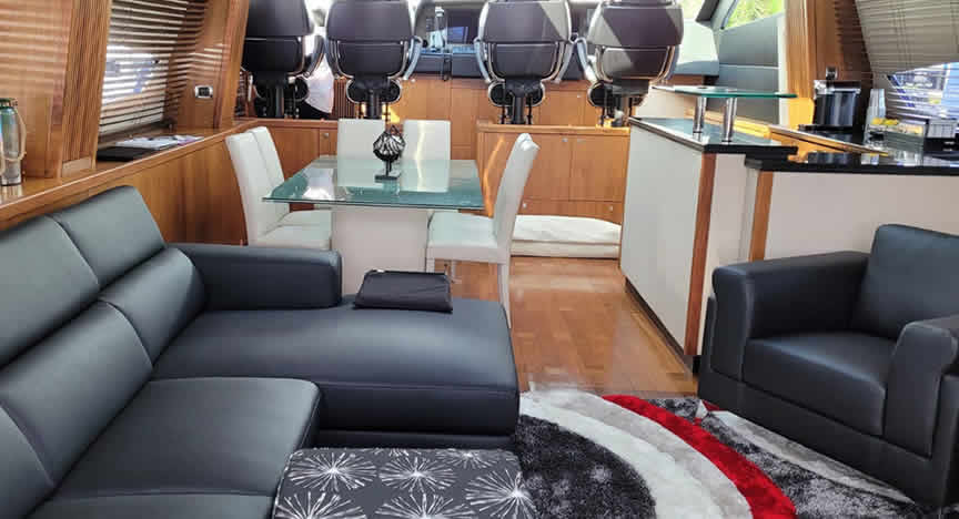 108 Predator Custom - Miami yacht rental