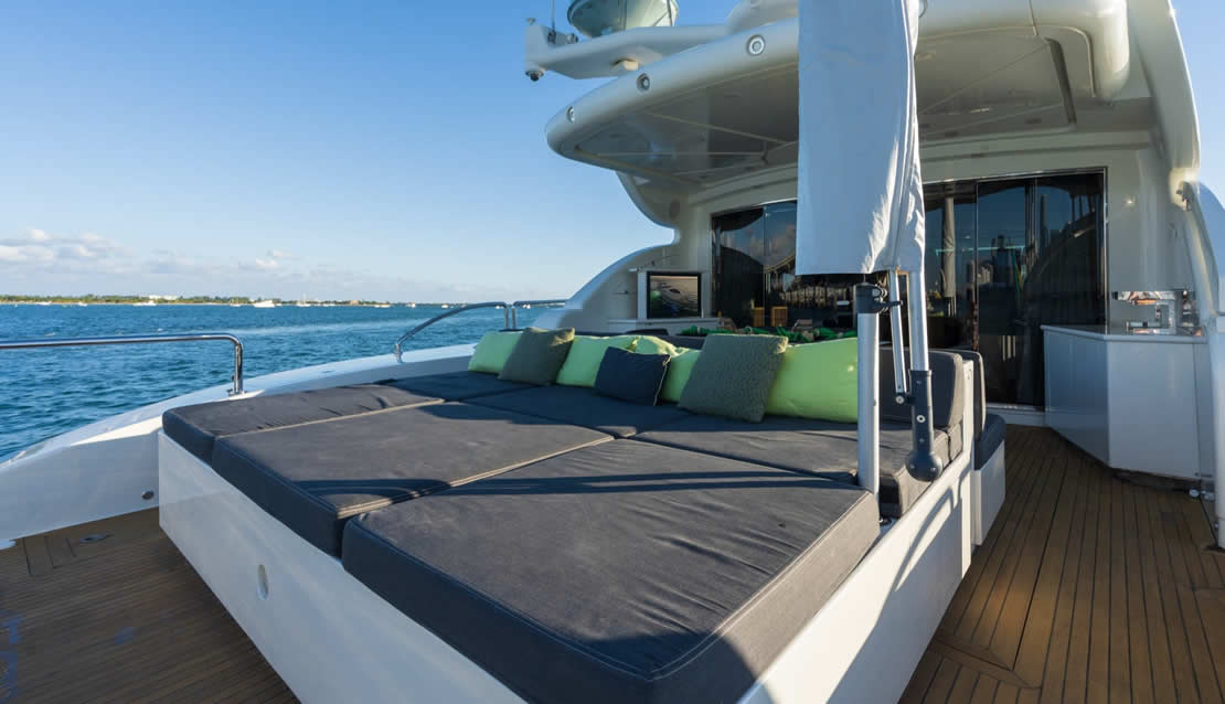 115 Leopard Mega Yacht - Miami yacht rental