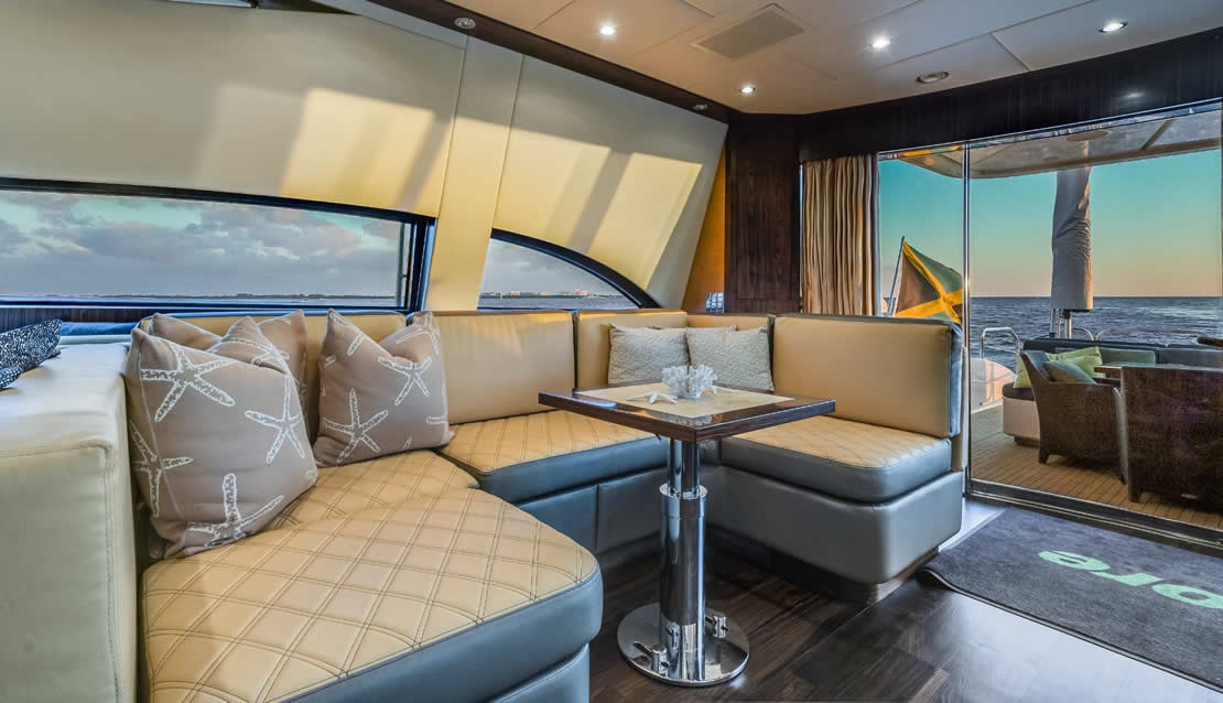 115 Leopard Mega Yacht - Miami yacht rental
