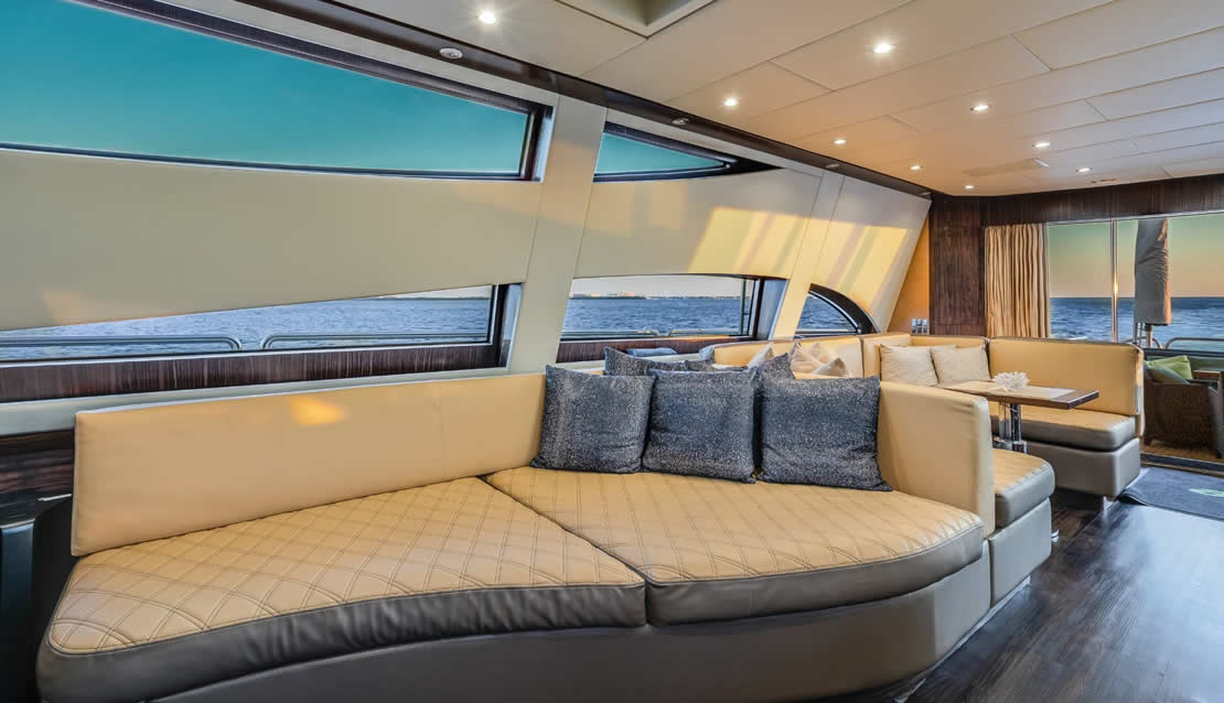 115 Leopard Mega Yacht - Miami yacht rental