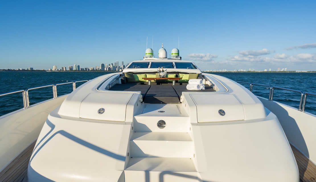 115 Leopard Mega Yacht - Miami yacht rental