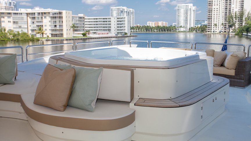 116 Azimut Flawless Yacht - Miami yacht rental