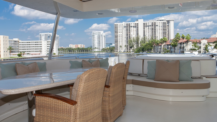 116 Azimut Flawless Yacht - Miami yacht rental