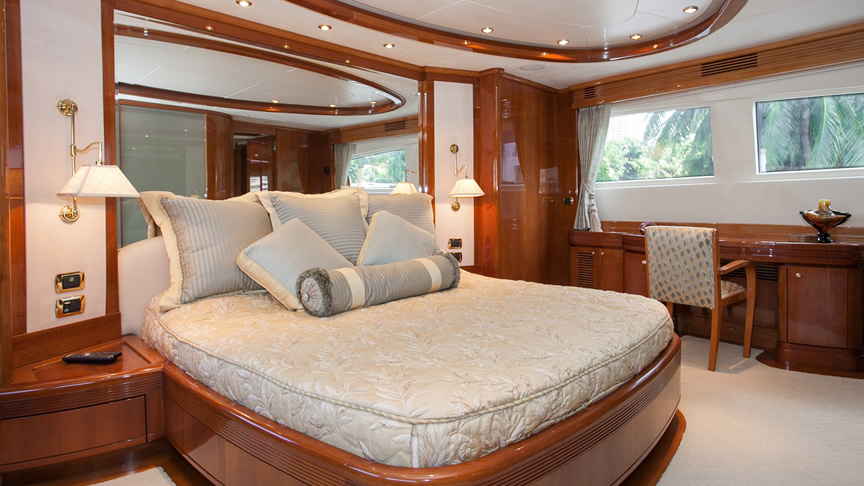 116 Azimut Flawless Yacht - Miami yacht rental