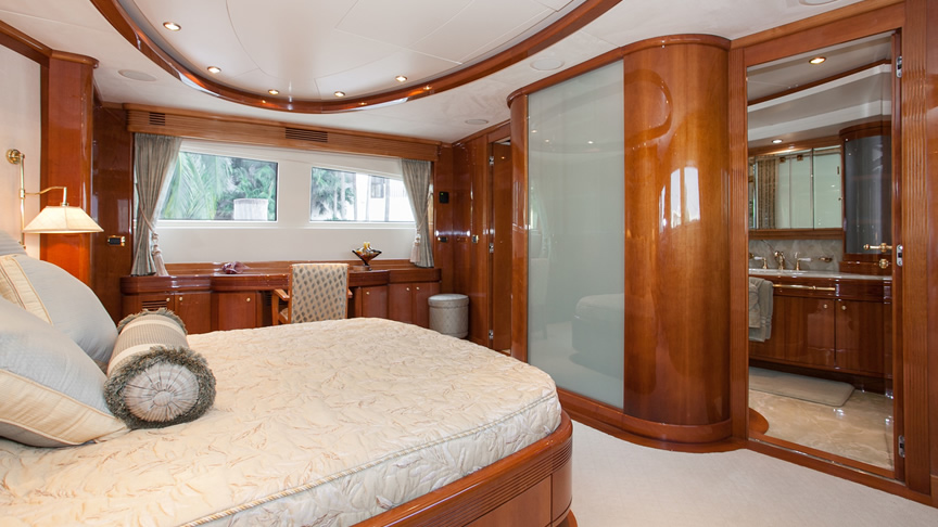 116 Azimut Flawless Yacht - Miami yacht rental