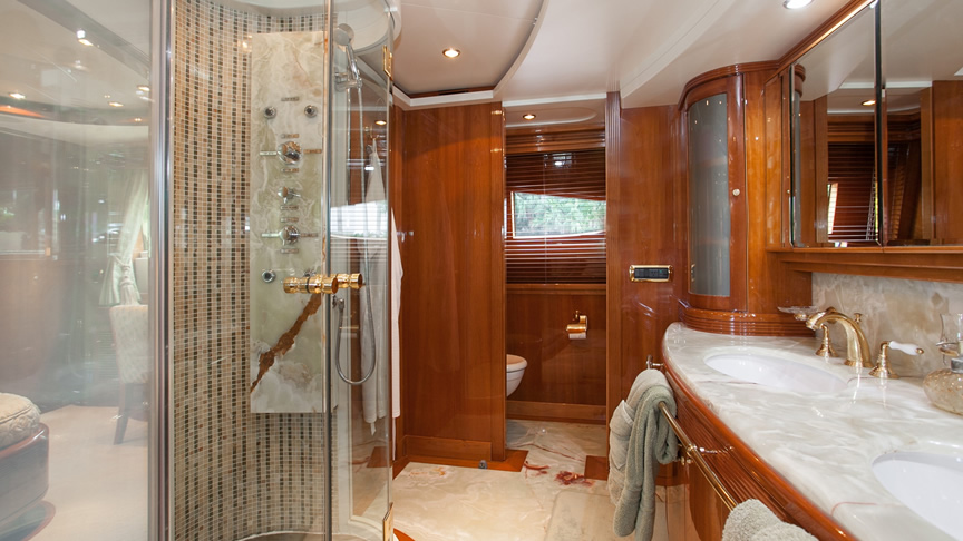 116 Azimut Flawless Yacht - Miami yacht rental