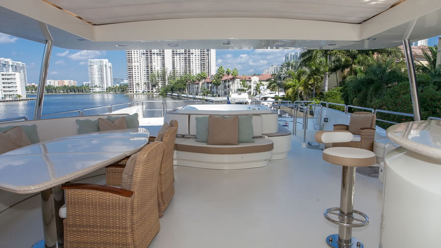 116 Azimut Flawless Yacht - Miami yacht rental