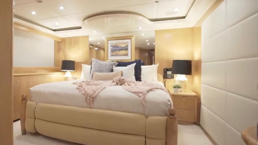 147 Golden Touch Yacht - Miami yacht rental
