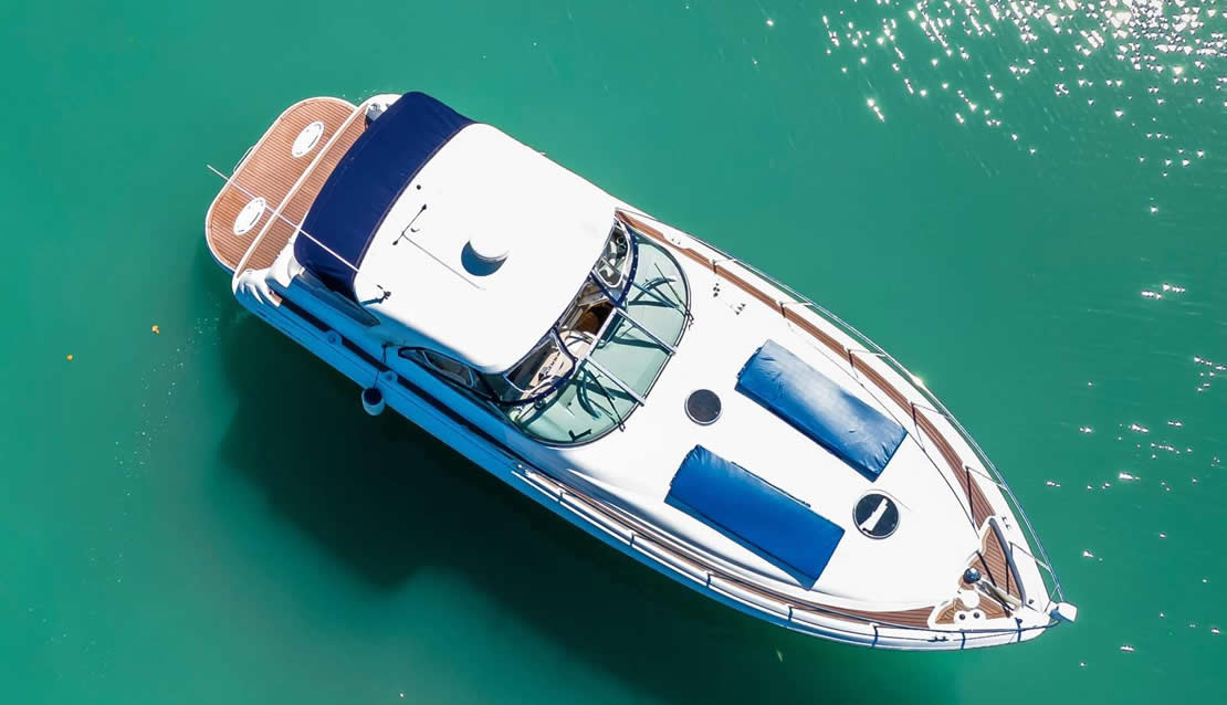 40 Larson - Miami yacht rental