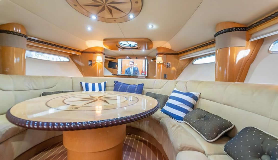 40 Larson - Miami yacht rental