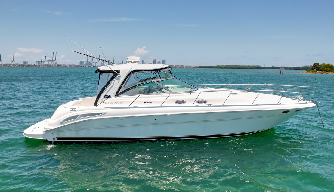 42 Sea Ray Bayside - Miami yacht rental