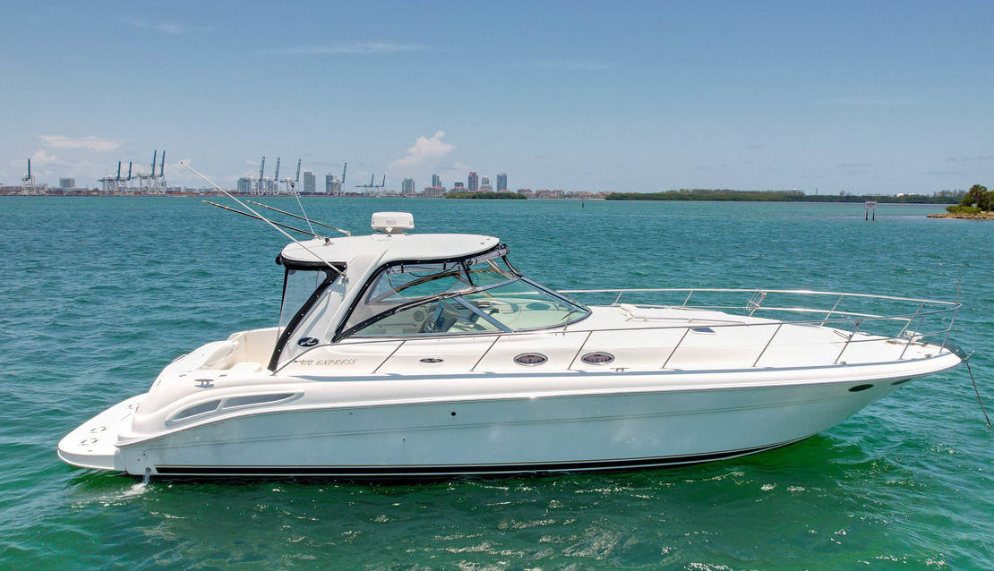42 Sea Ray Bayside - Miami yacht rental
