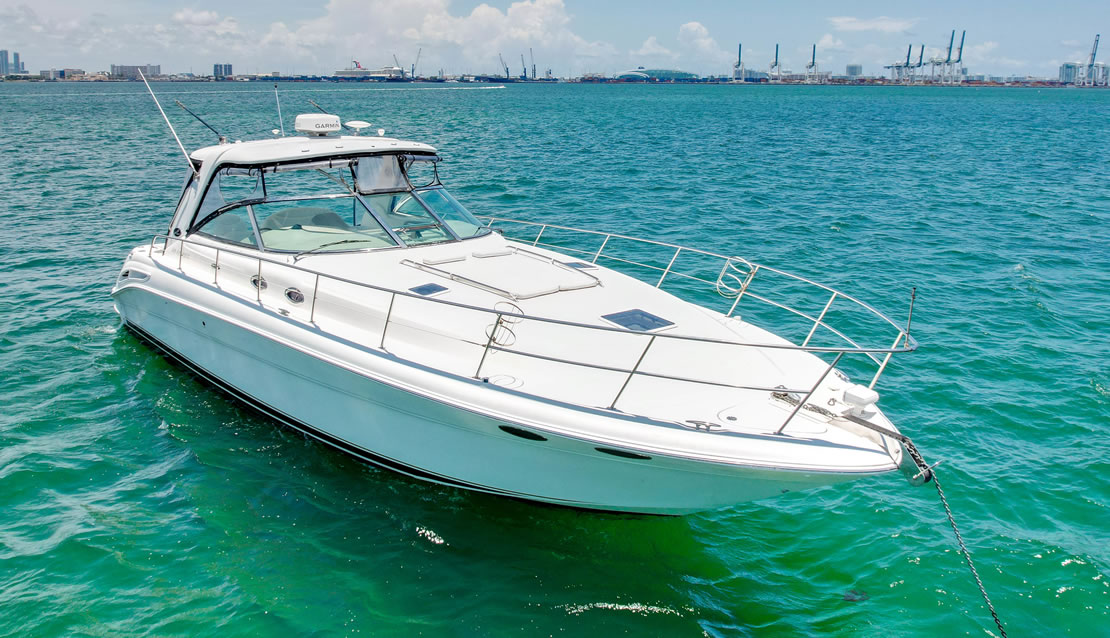 42 Sea Ray Bayside - Miami yacht rental