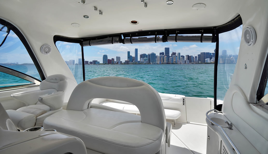 42 Sea Ray Bayside - Miami yacht rental