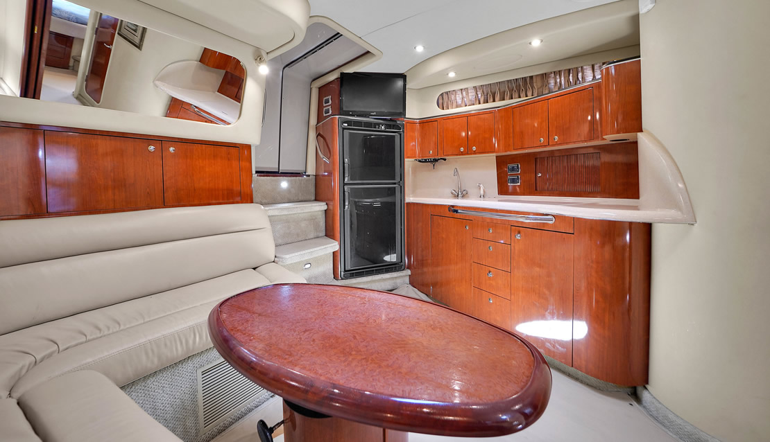 42 Sea Ray Bayside - Miami yacht rental