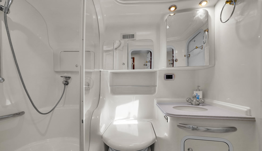 42 Sea Ray Bayside - Miami yacht rental