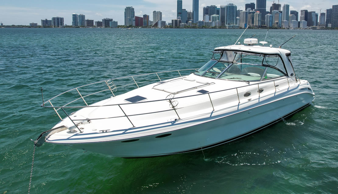42 Sea Ray Bayside - Miami yacht rental