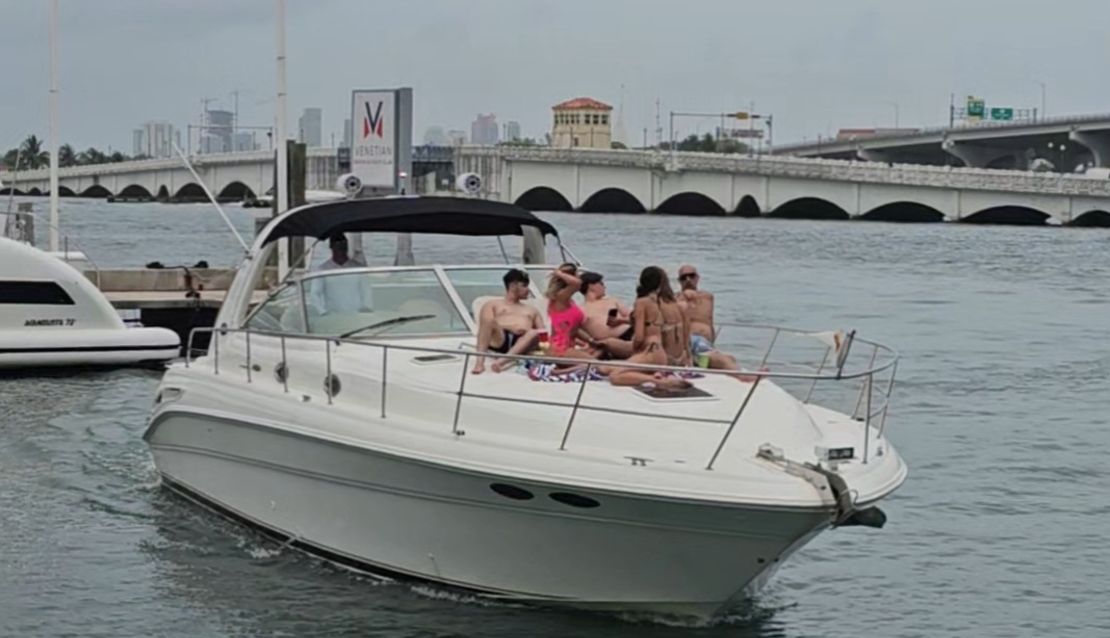 44 Sea Ray Sport  - Miami yacht rental
