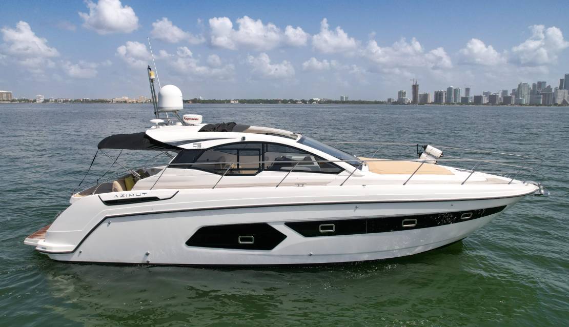 45-azimut Sport - Miami yacht rental