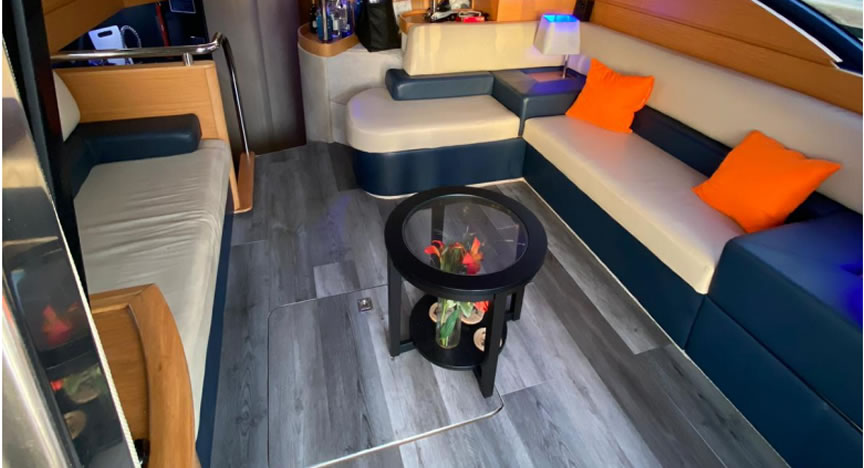 46 Azimut Black - Miami yacht rental