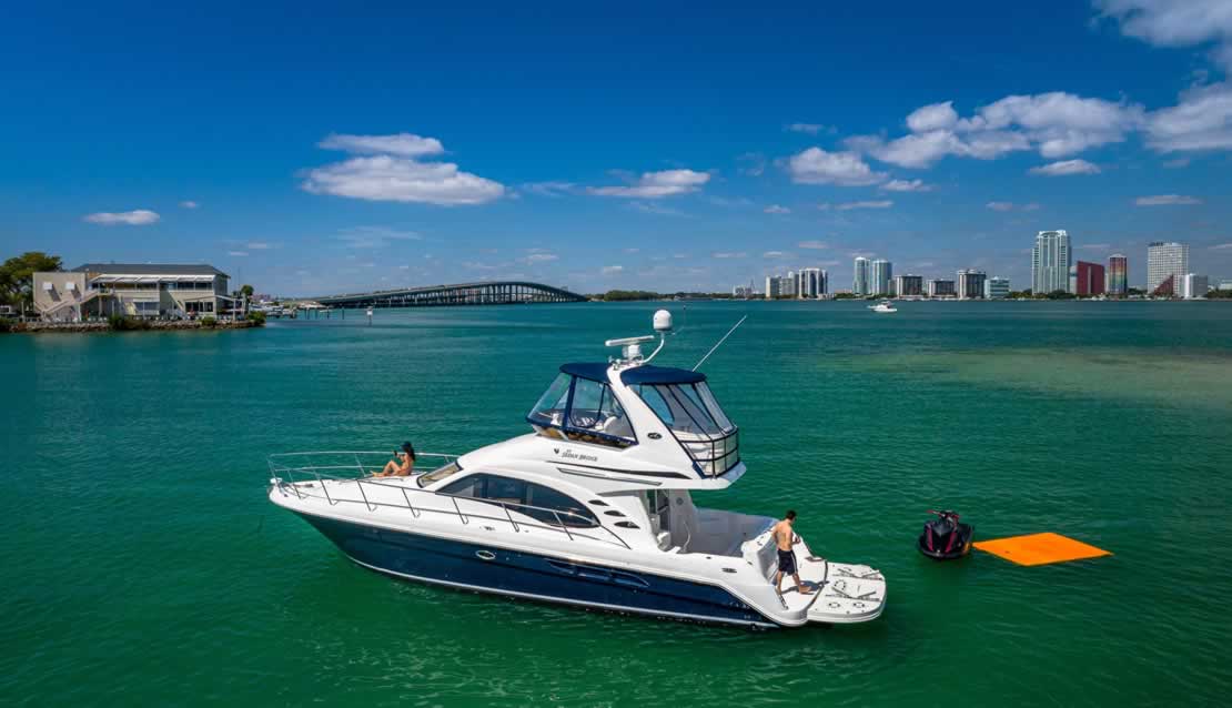 48 Sea Ray Flybridge - Miami yacht rental