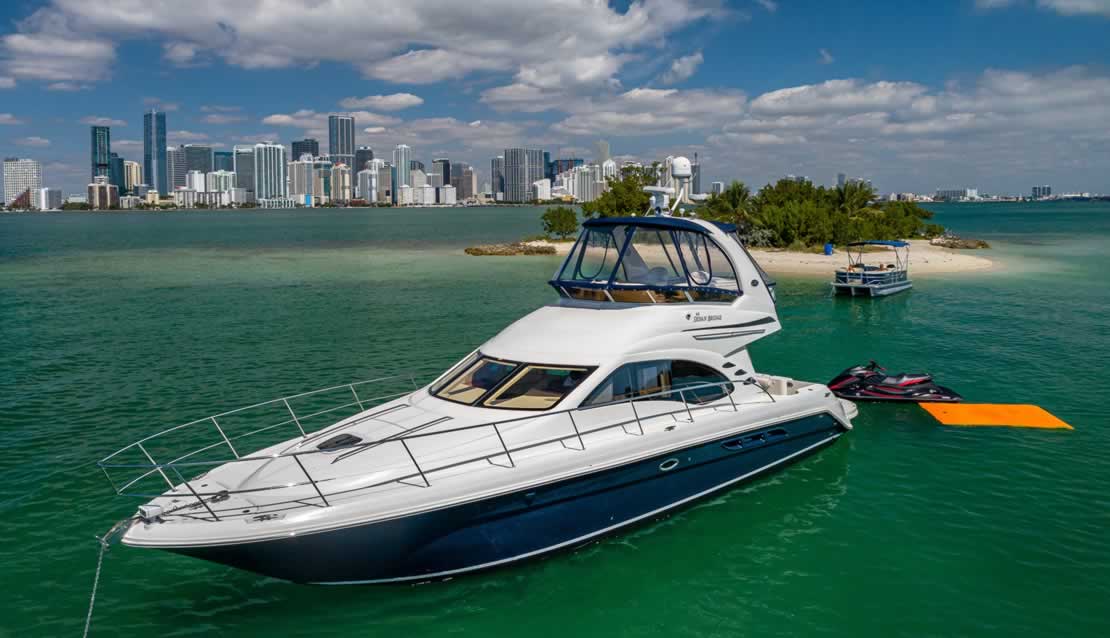 48 Sea Ray Flybridge - Miami yacht rental