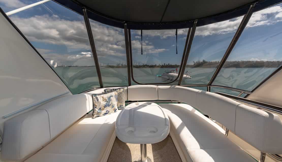 48 Sea Ray Flybridge - Miami yacht rental