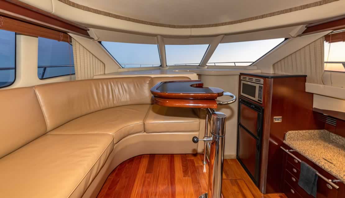 48 Sea Ray Flybridge - Miami yacht rental