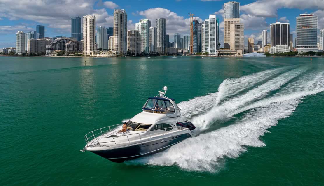 48 Sea Ray Flybridge - Miami yacht rental