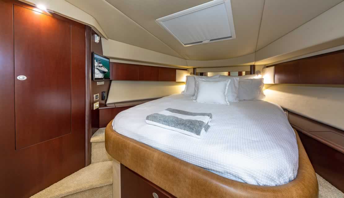 48 Sea Ray Flybridge - Miami yacht rental