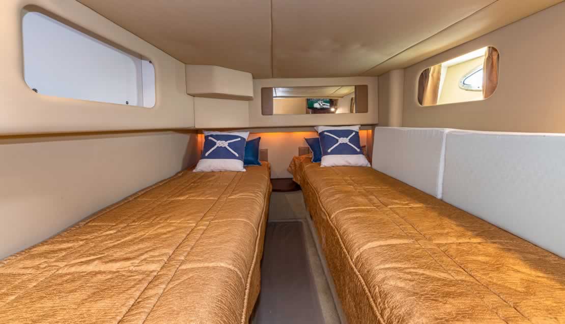 48 Sea Ray Flybridge - Miami yacht rental