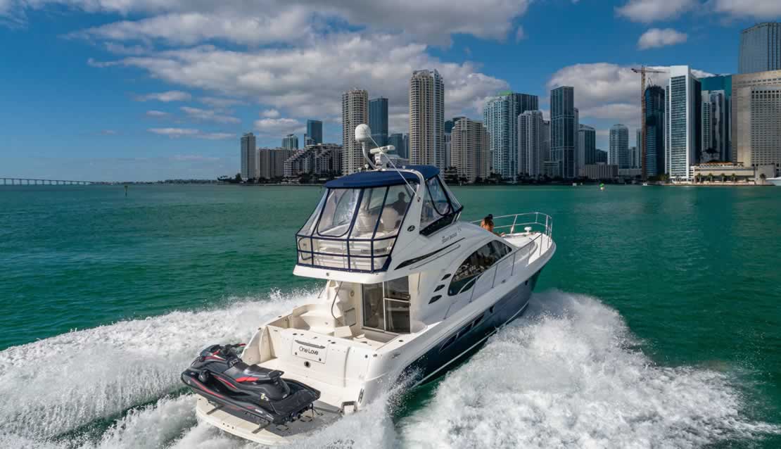48 Sea Ray Flybridge - Miami yacht rental