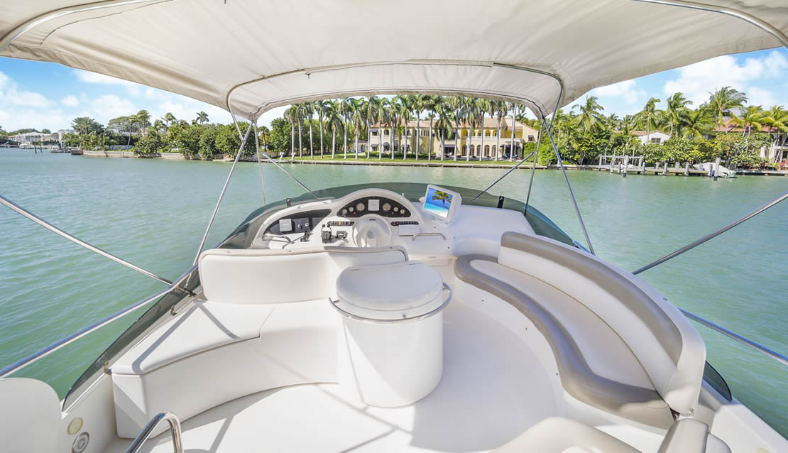 49 Azimut Flybridge - Miami yacht rental