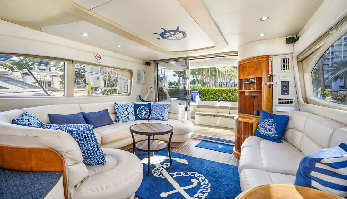 49 Azimut Flybridge - Miami yacht rental