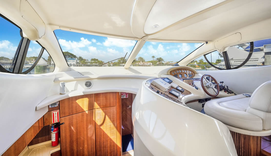 49 Azimut Flybridge - Miami yacht rental