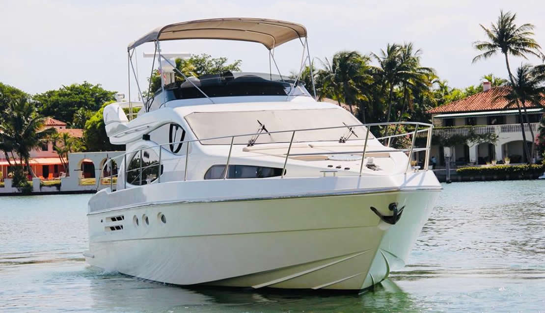 49 Azimut Flybridge - Miami yacht rental