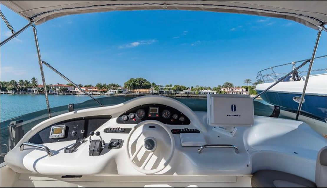 49 Azimut Flybridge - Miami yacht rental