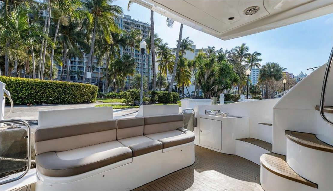 49 Azimut Flybridge - Miami yacht rental