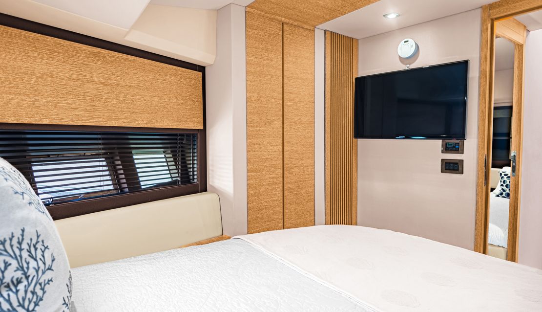 58 Azimut Flybridge - Miami yacht rental