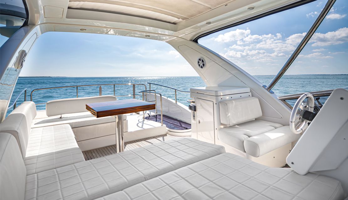 58 Azimut Flybridge - Miami yacht rental