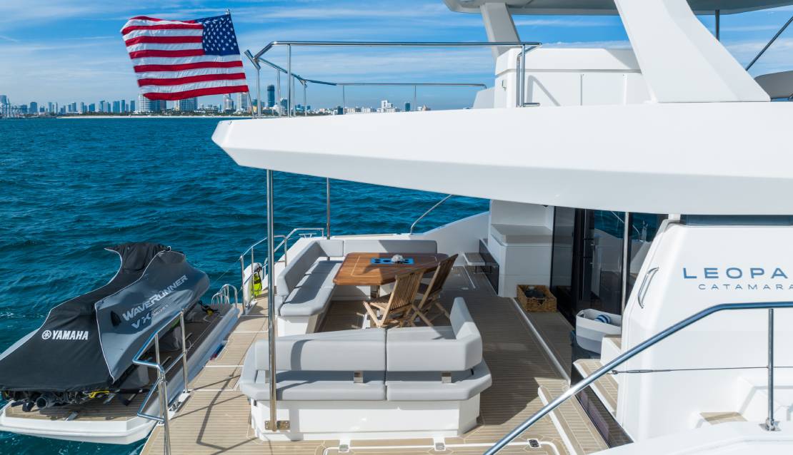 60 Leopard Power Catamaran - Miami yacht rental