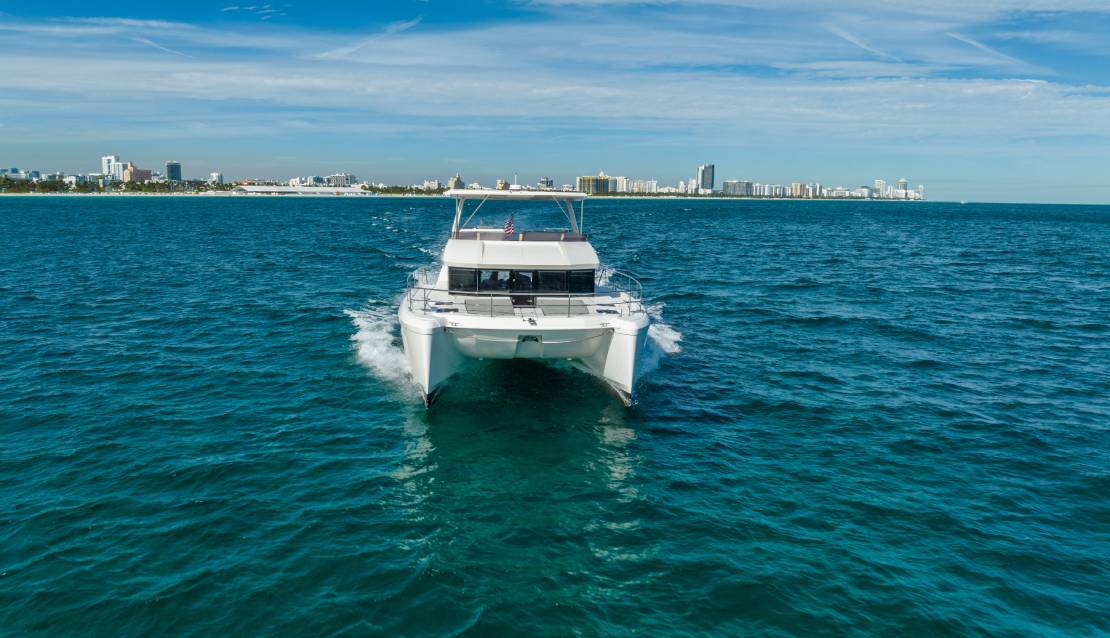 60 Leopard Power Catamaran - Miami yacht rental