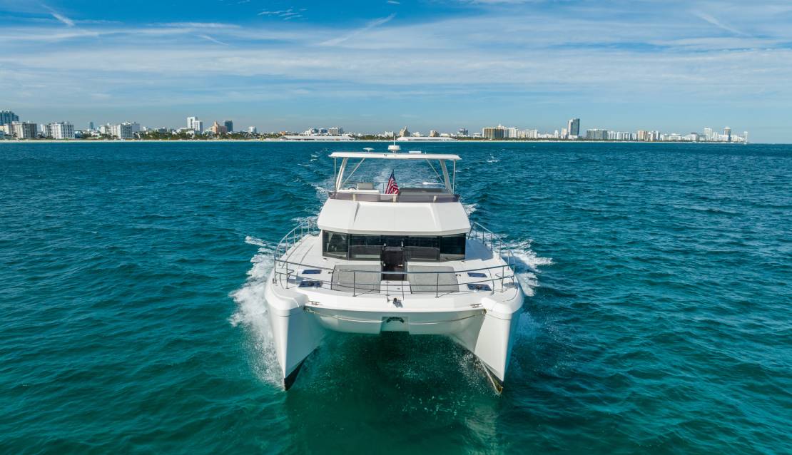 60 Leopard Power Catamaran - Miami yacht rental